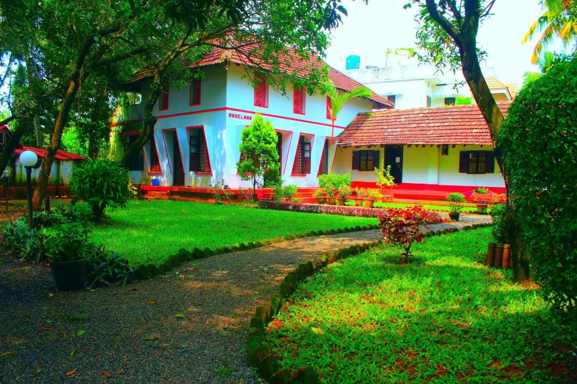 Eden Garden Farmstay, Kochi Luaran gambar