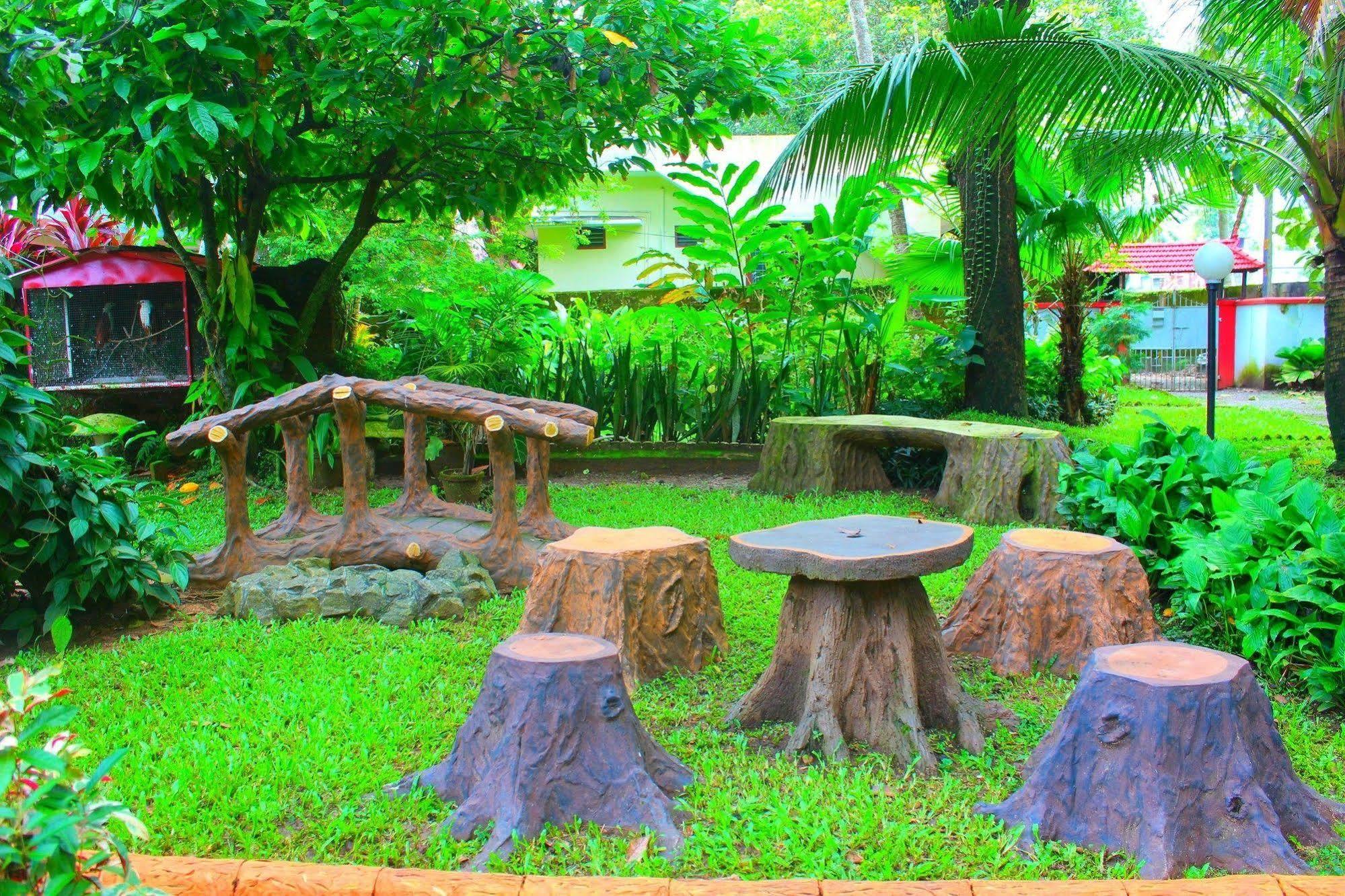 Eden Garden Farmstay, Kochi Luaran gambar